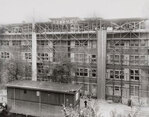 Bouw extra verdieping in 1926.
<br/>
Foto-archief GGD Amsterdam, 1926